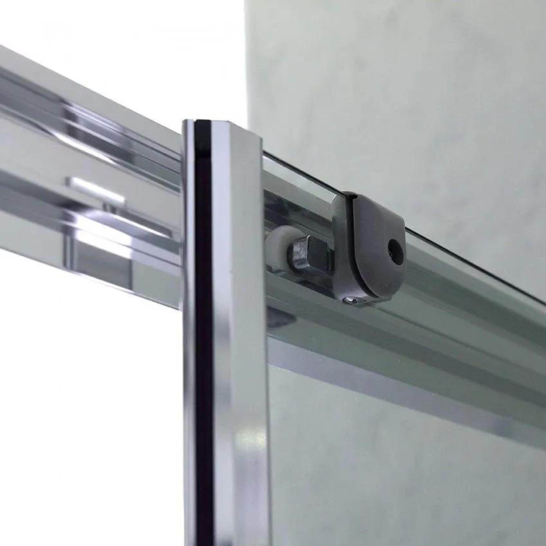 Modern shower enclosure with flat profile "Ferrara Two" in tempered glass and aluminum