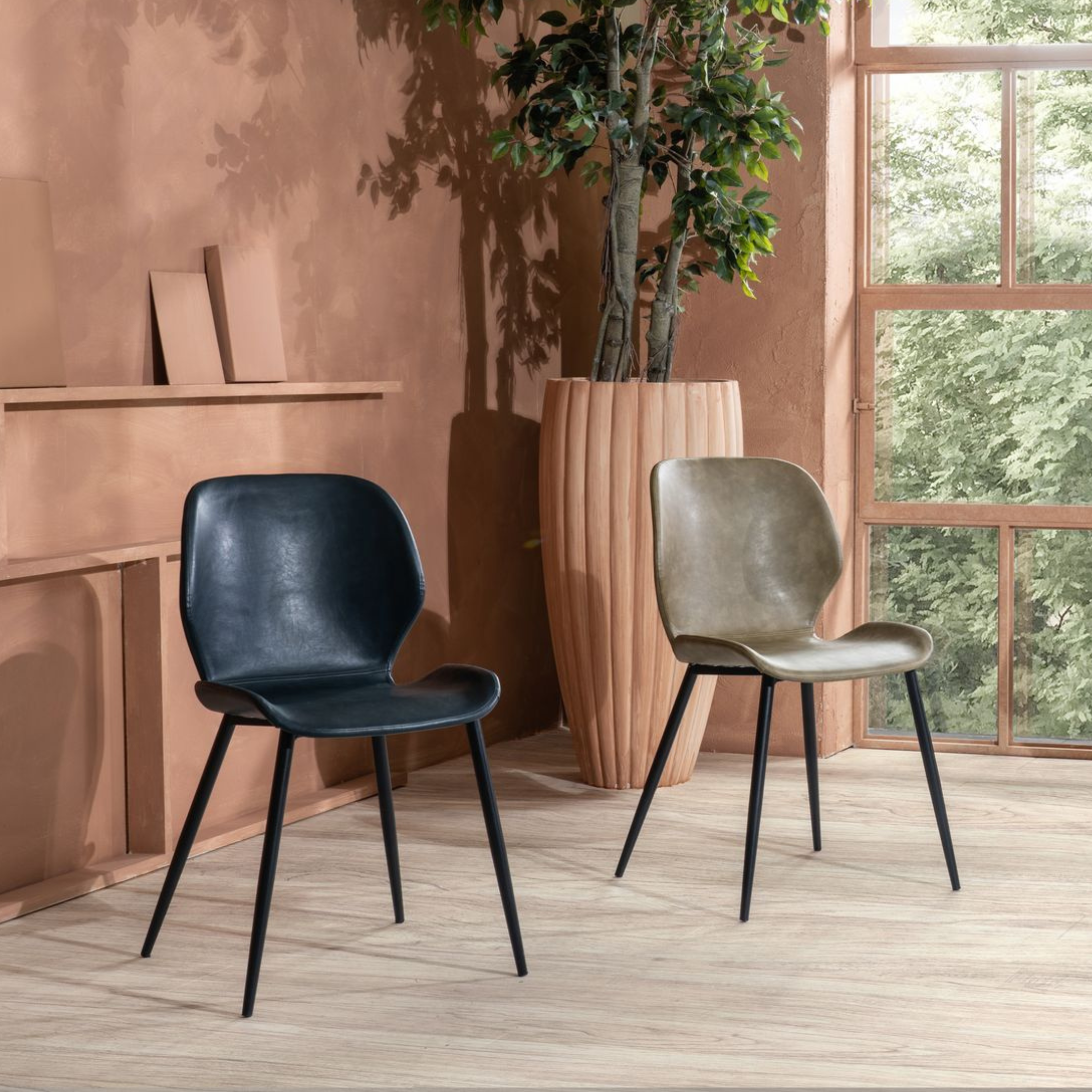 Set of elegant chairs in faux leather "Liam" soft touch vintage cm 45x55 83h