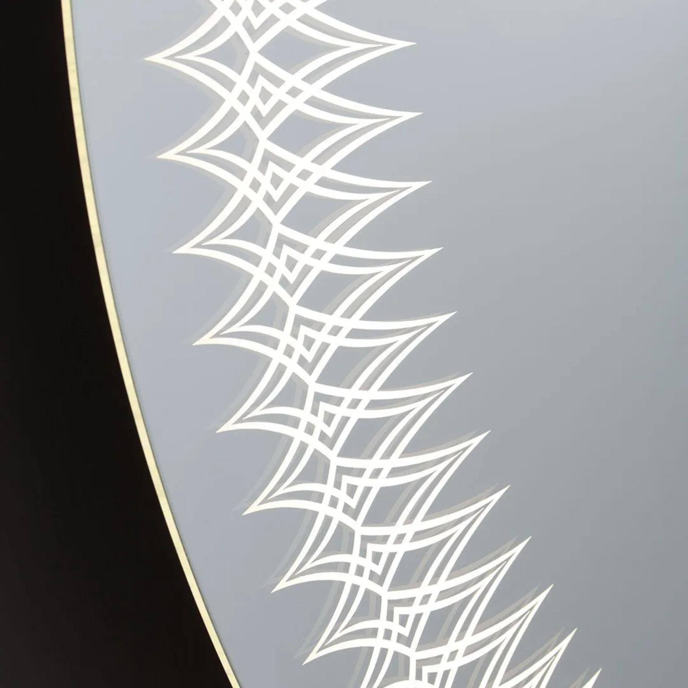 Round mirror with "Illusion" LED-decorated frame in aluminum, 80x80 cm