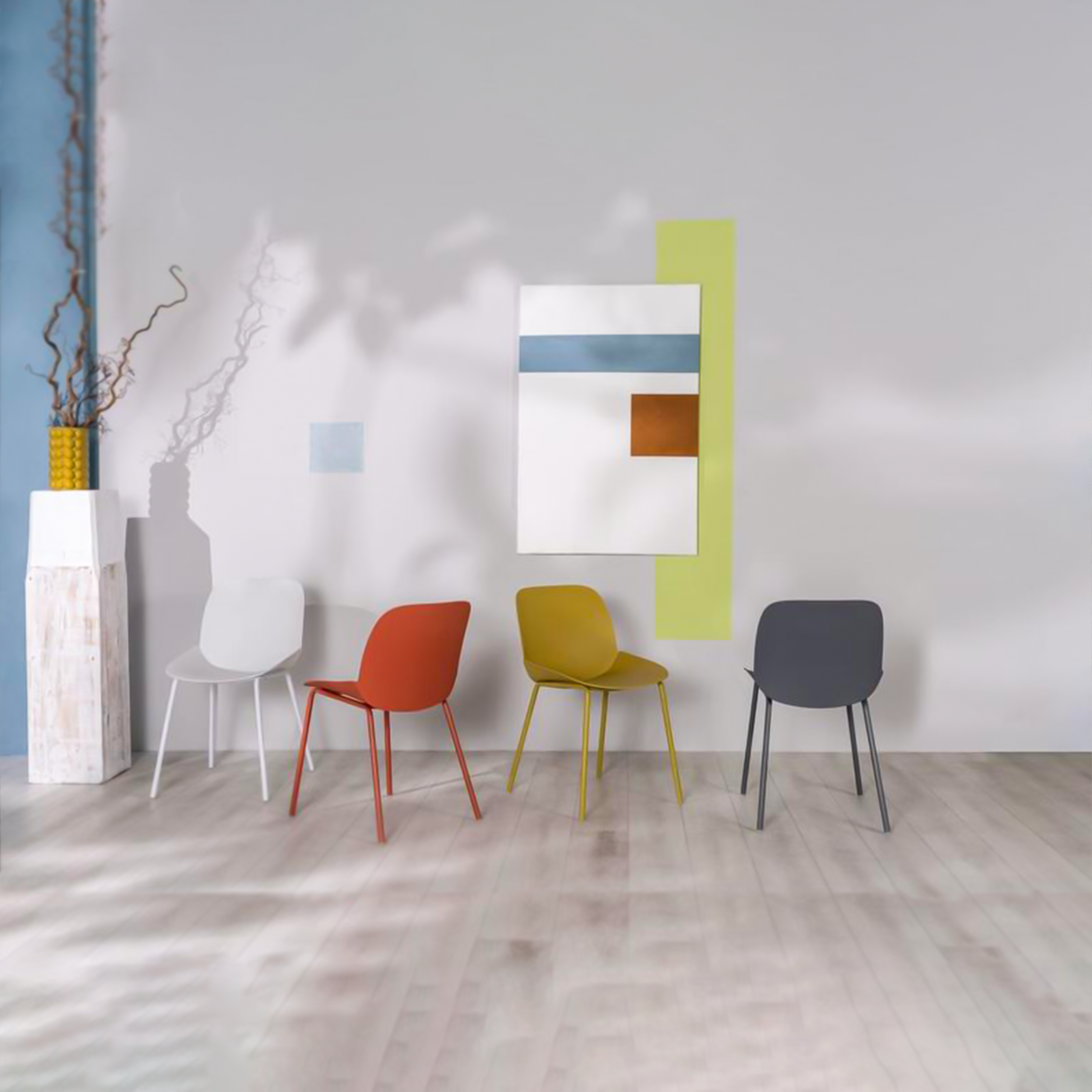 Set of modern "Azzurra" polypropylene chairs with painted metal frame for the living room