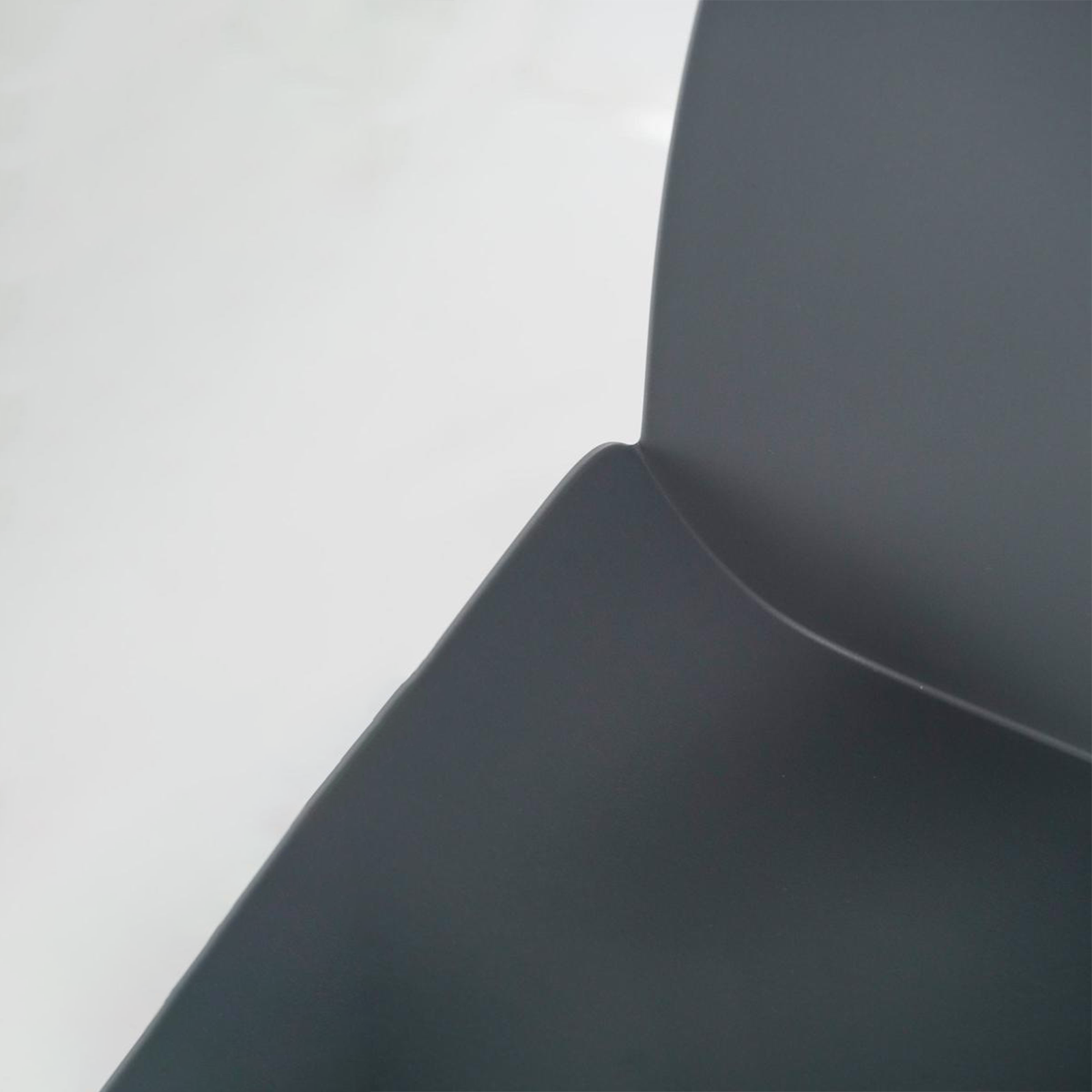 Set of modern "Azzurra" polypropylene chairs with painted metal frame for the living room