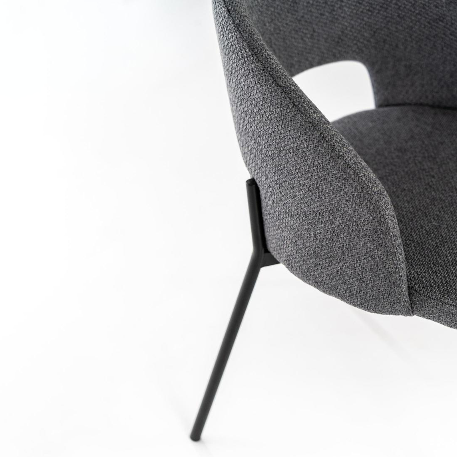Set of modern upholstered "Erica" ​​dining chairs in fabric, 56x52 cm, 78.5 cm high.
