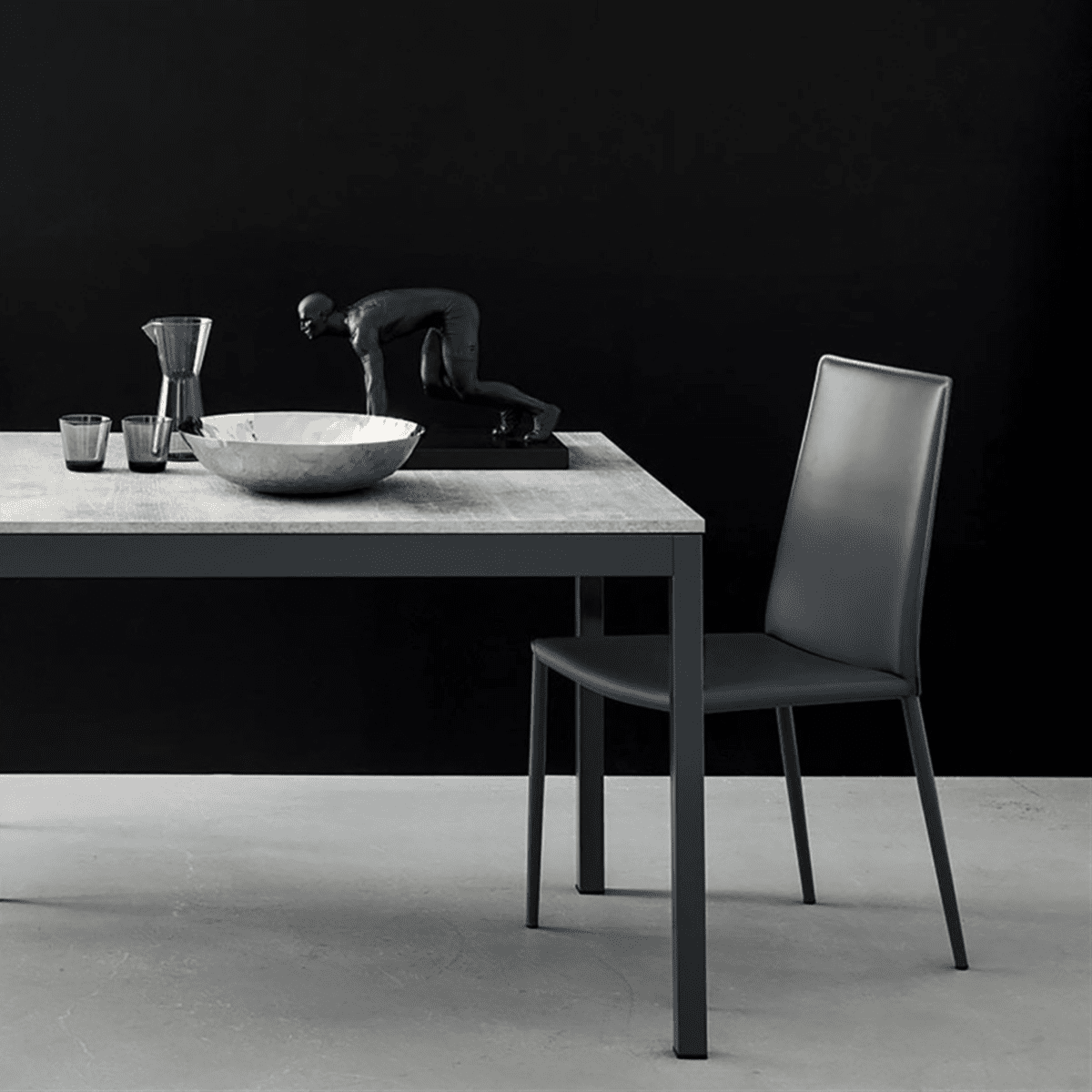 Set di sedie moderne da soggiorno "Boheme" rivestite in cuoio rigenerato cm 48x52 90h - MondoViro