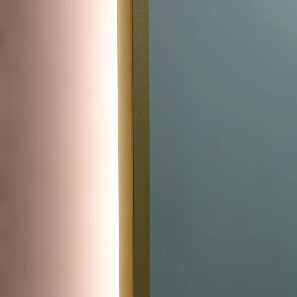 Specchio retroilluminato a led "Armonic" cornice effetto ottone cm 60x160h - MondoViro