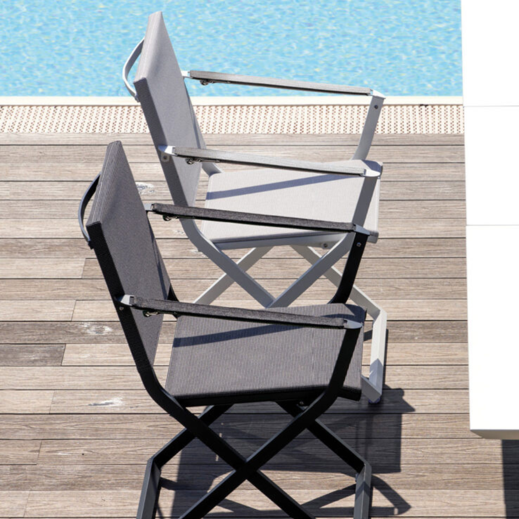 Set of "Fellini" folding garden chairs with fabric backrest and seat