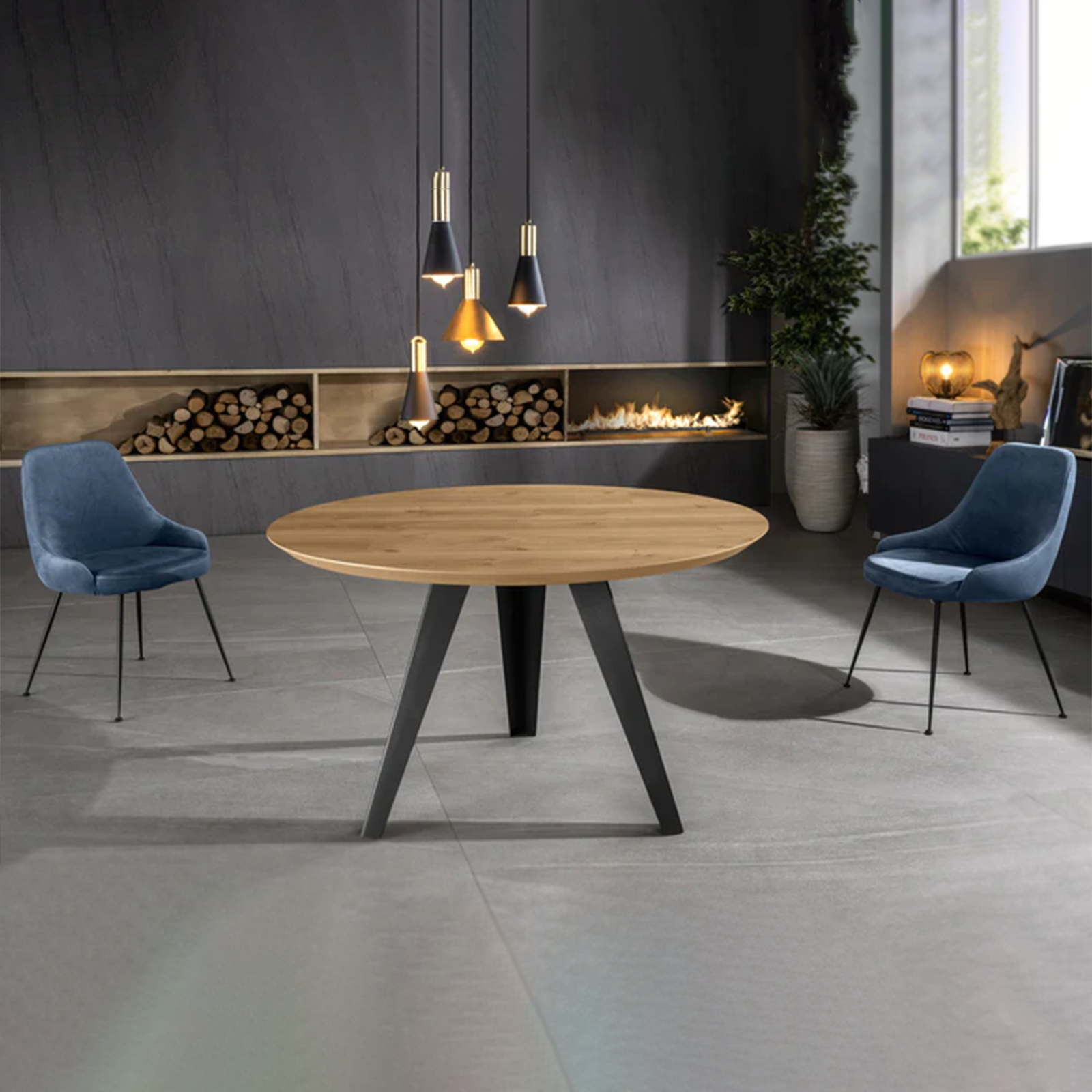 Table ronde en bois « Dorian » avec pieds en métal, 130x130 cm, 76 cm de hauteur.