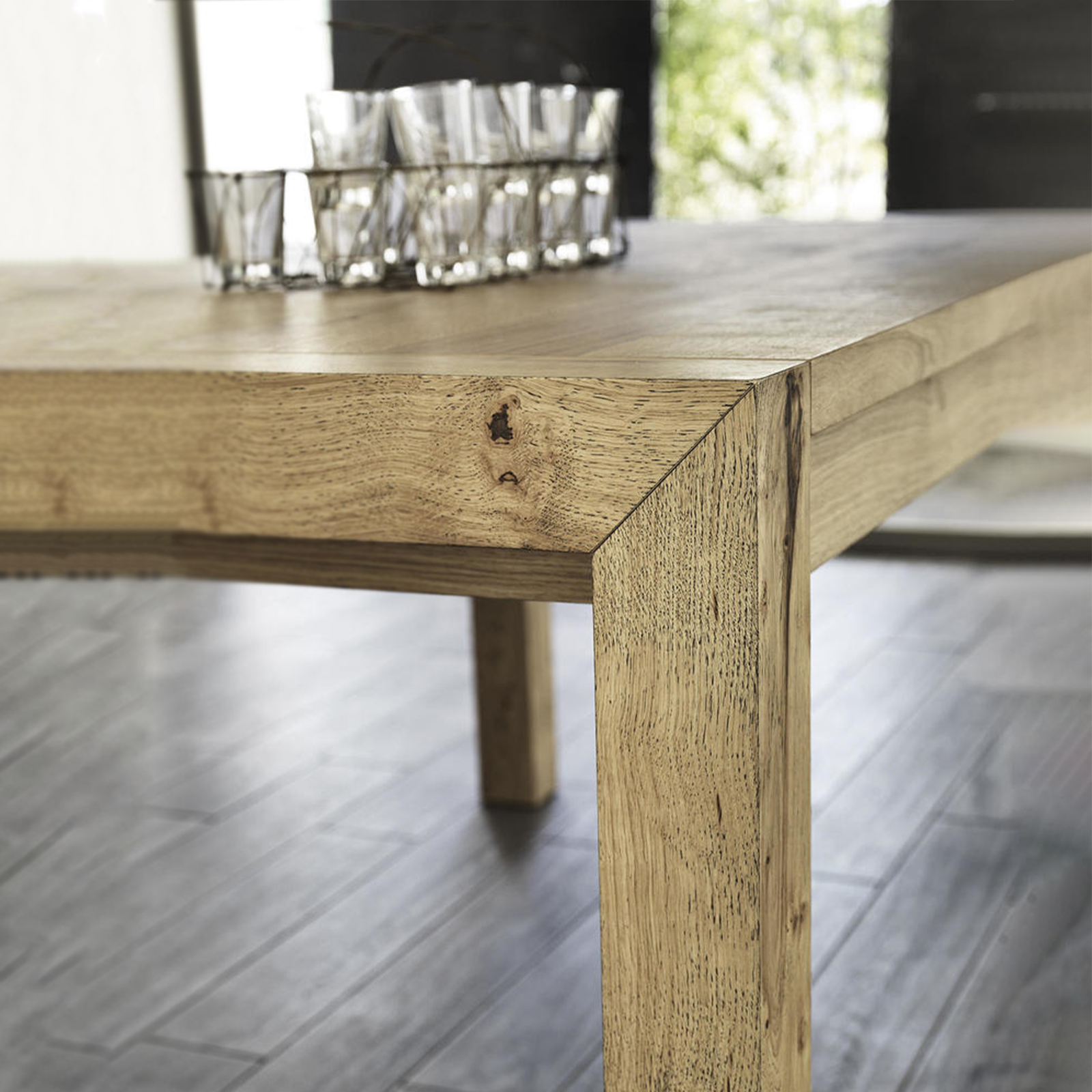 Extendable table "Ethan" with wooden top and legs, 160/240x90 cm, 76 cm high.