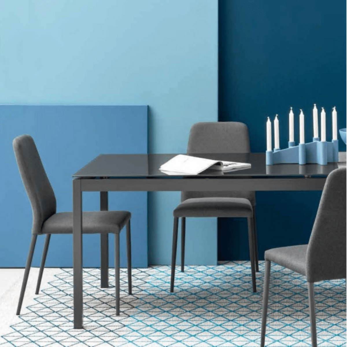 Set di sedie moderne da soggiorno "Club" con seduta e schienale imbottiti cm 47x57 91h - MondoViro