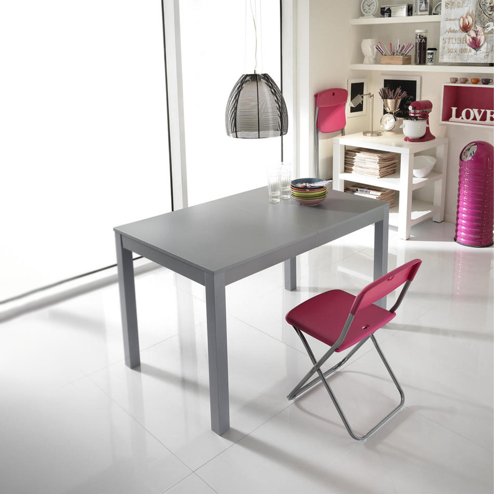 "Creta" extendable table with melamine top and solid wood legs, 130/210x80 cm, 76 cm high.