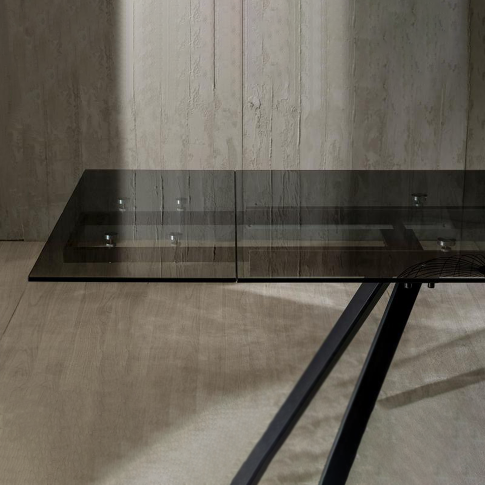 Extendable "Smokey" table with tempered glass top, 160/240x90 cm, h76 cm