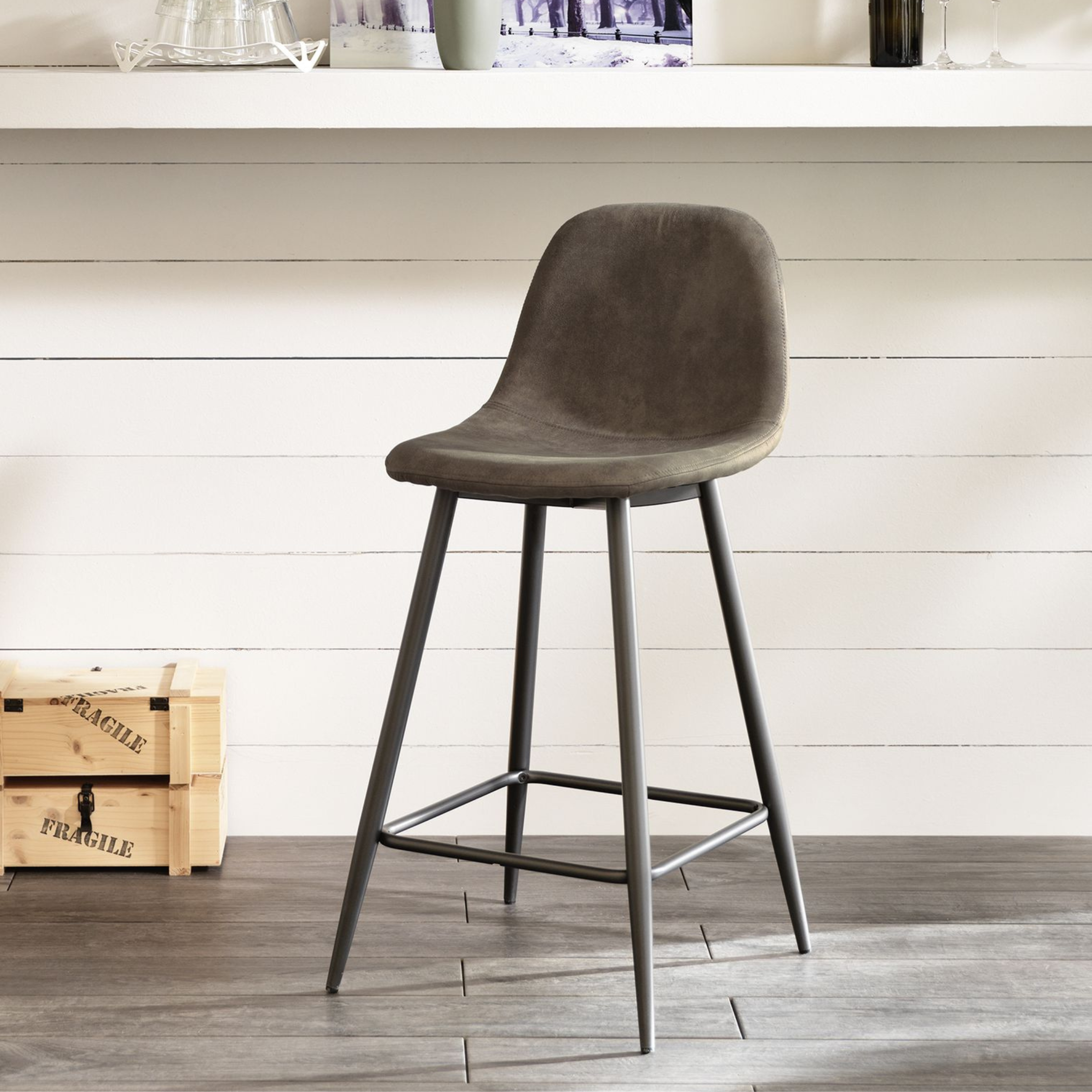 Set of high padded stools "Brig" in imitation leather with footrest cm 50x44 84h