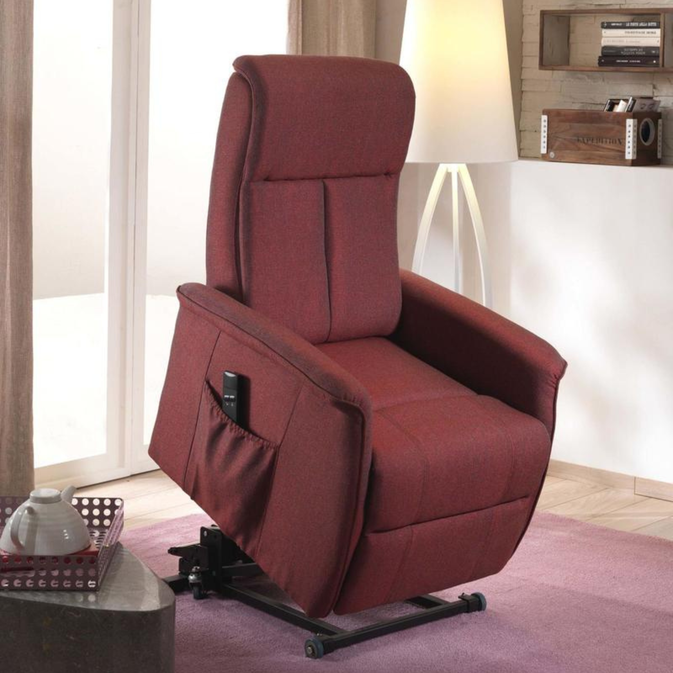 "Randall" reclining armchair with lift function, 2 motors, 82x75 cm, 110 cm high.