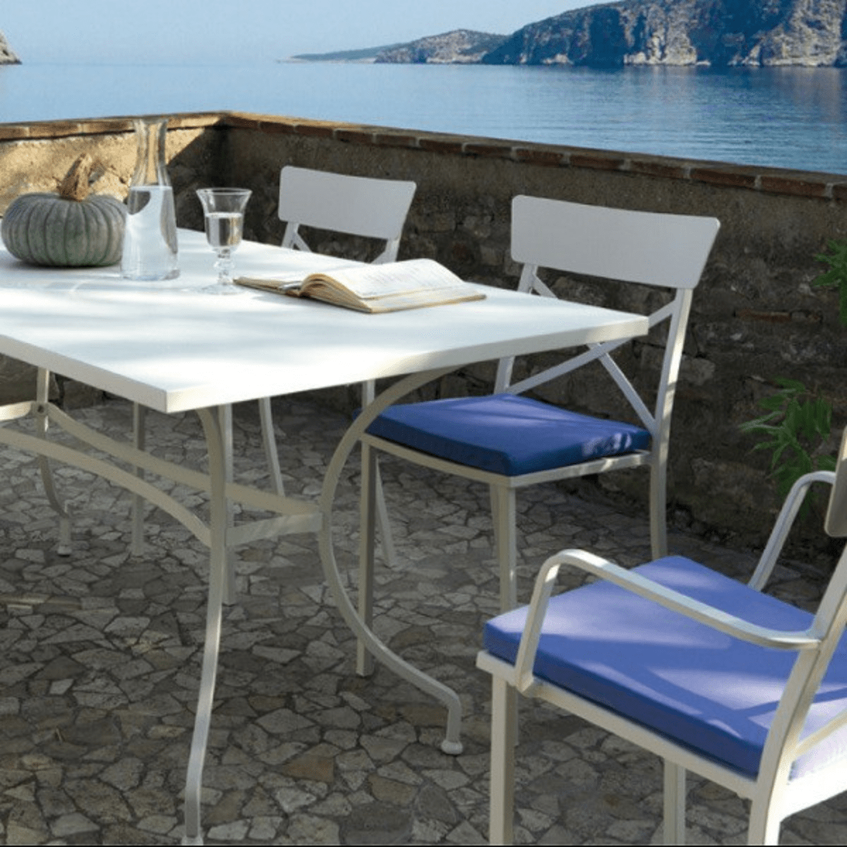 Tavolo tondo da pranzo in metallo zincato "Tosca" per giardino cm 145x145 75h - MondoViro