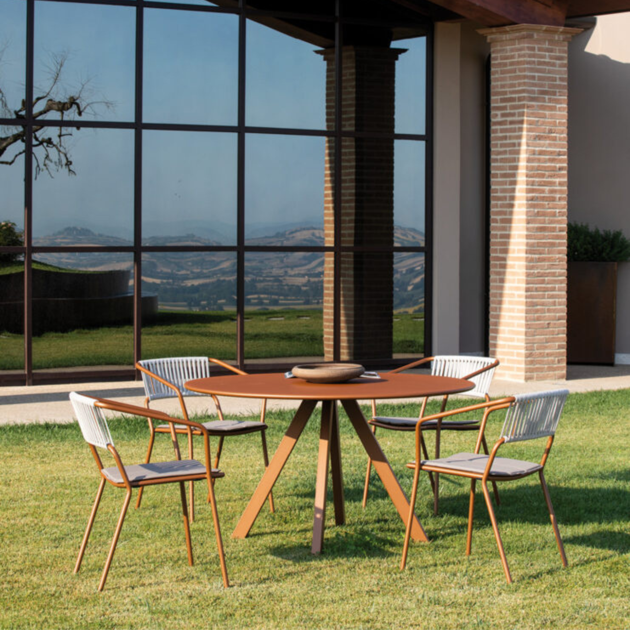 Set of "Slot" metal chairs with "Slot" rope backrest, stackable, 54x55 cm, 79h