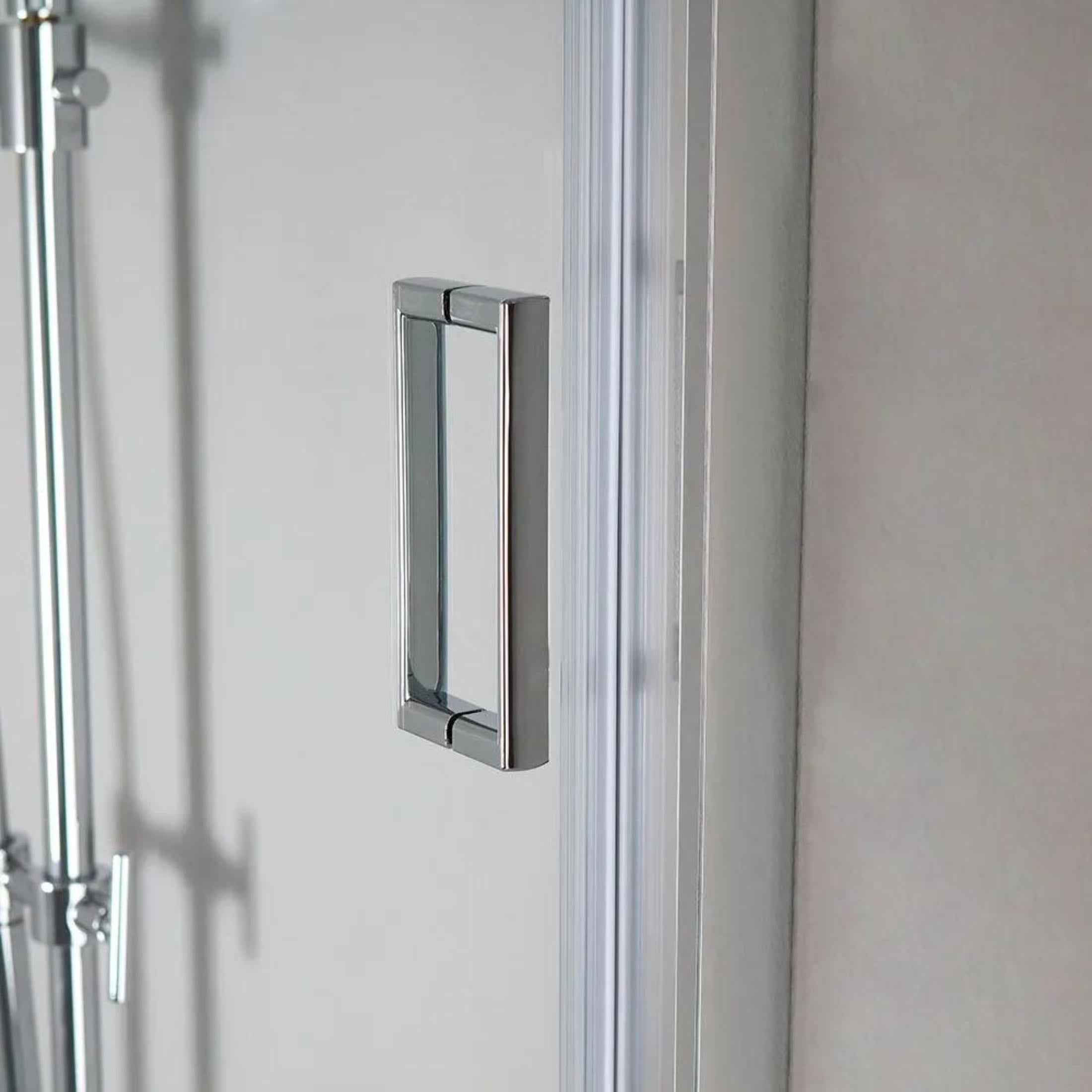 Niche shower with "Genova" sliding door in transparent tempered glass, 185 cm high