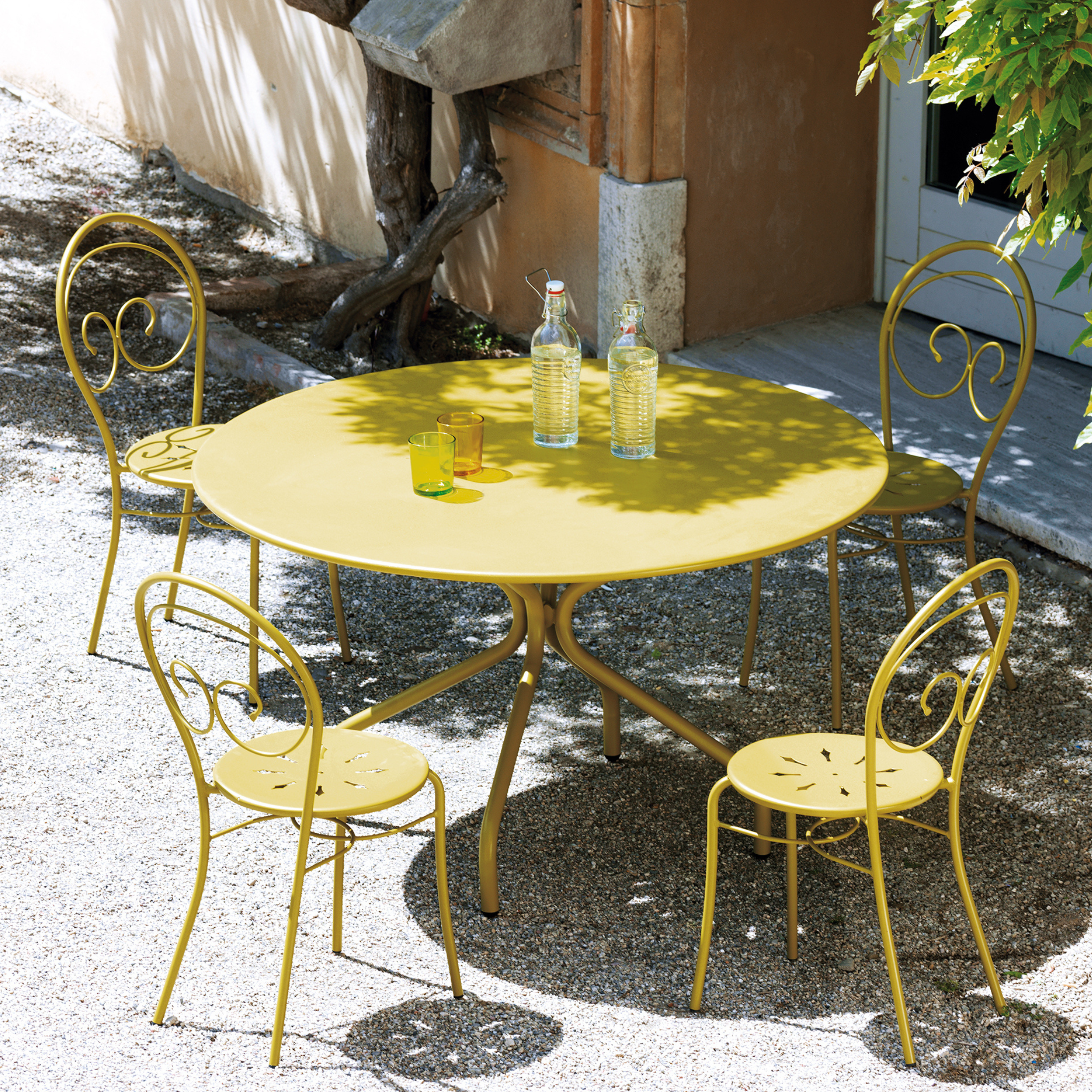 "Springtime" modern garden round painted metal table, 130x130 cm, 75 cm high