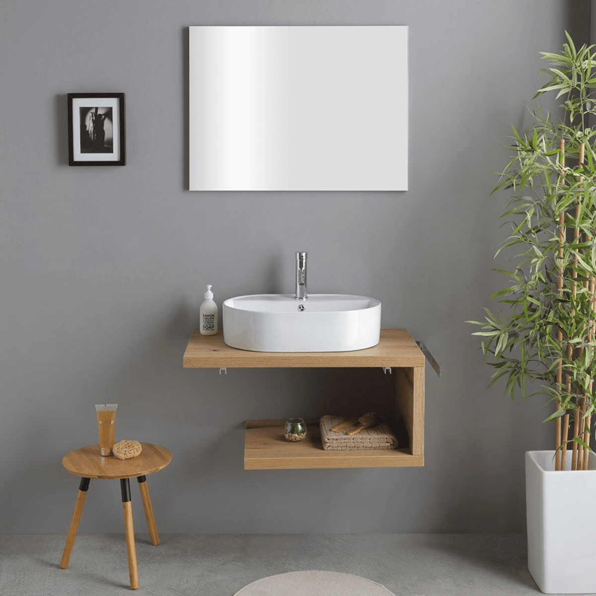 Mobile da bagno "Cipro" 80 cm sospeso in rovere naturale con lavabo in ceramica ovale bianco e specchio - MondoViro