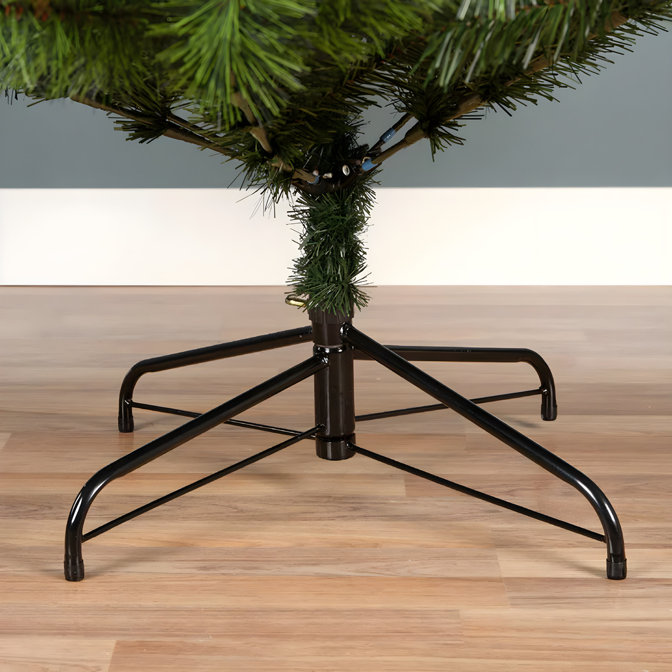 Slim modern Christmas tree "Copenhagen" in pine needle-effect PP and PVC