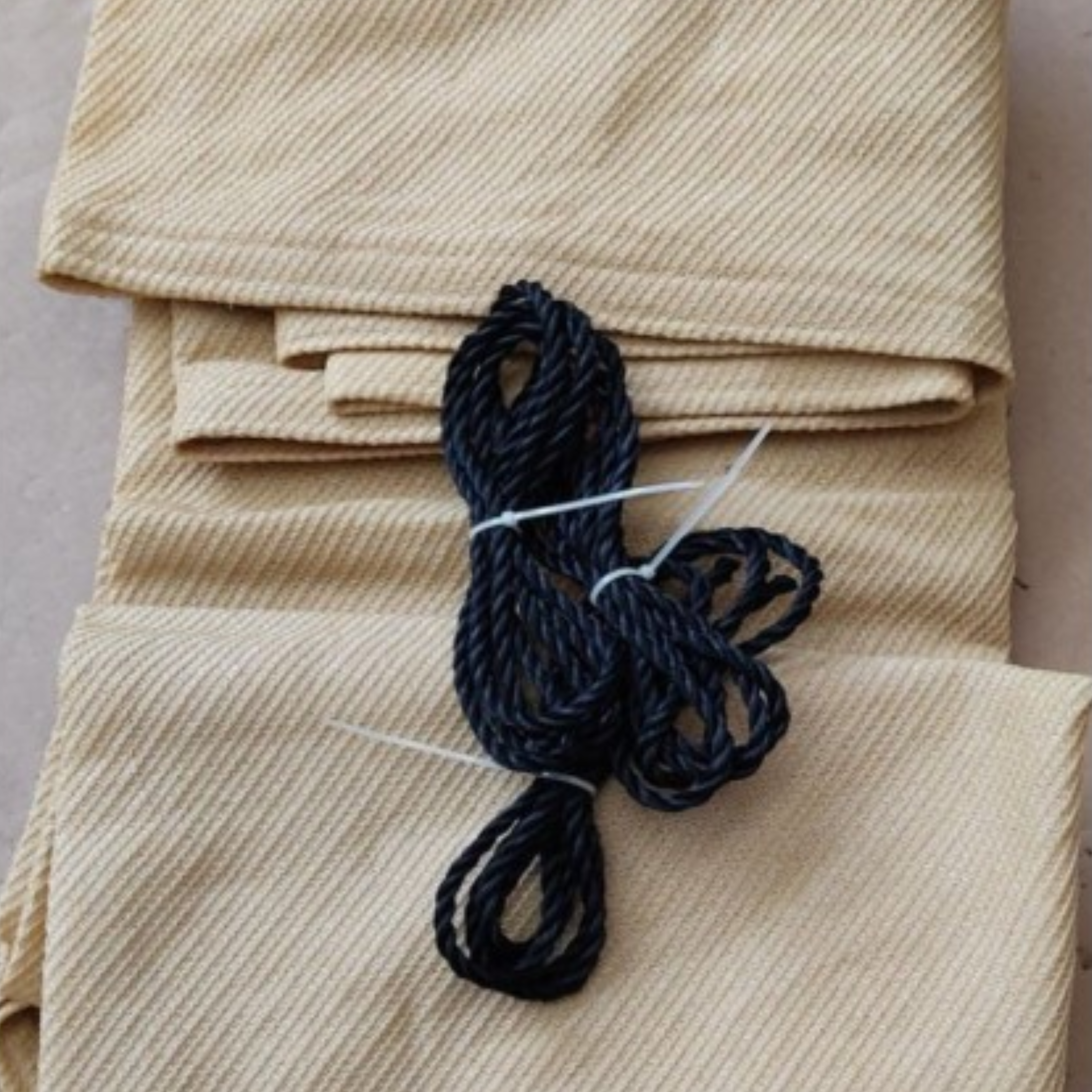 Beige triangular shade sail, 360x360x360 cm