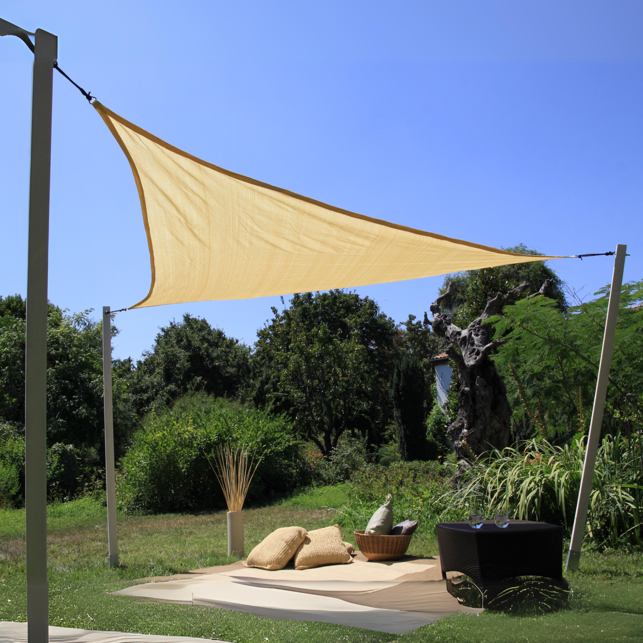 Beige triangular shade sail, 360x360x360 cm