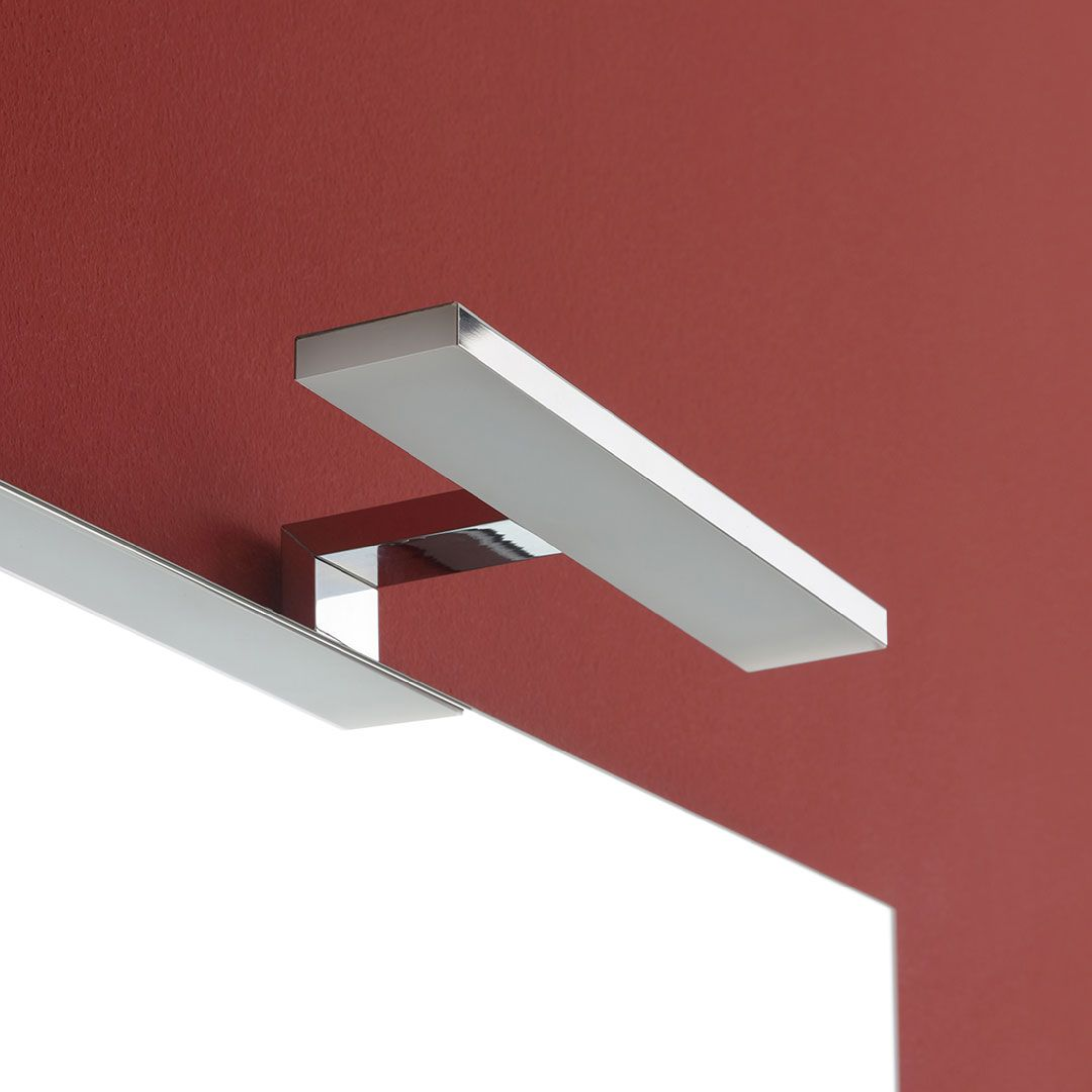 White "Hydra" bathroom cabinet, 60 cm, wall-hung, with 2 doors, sink and mirror.