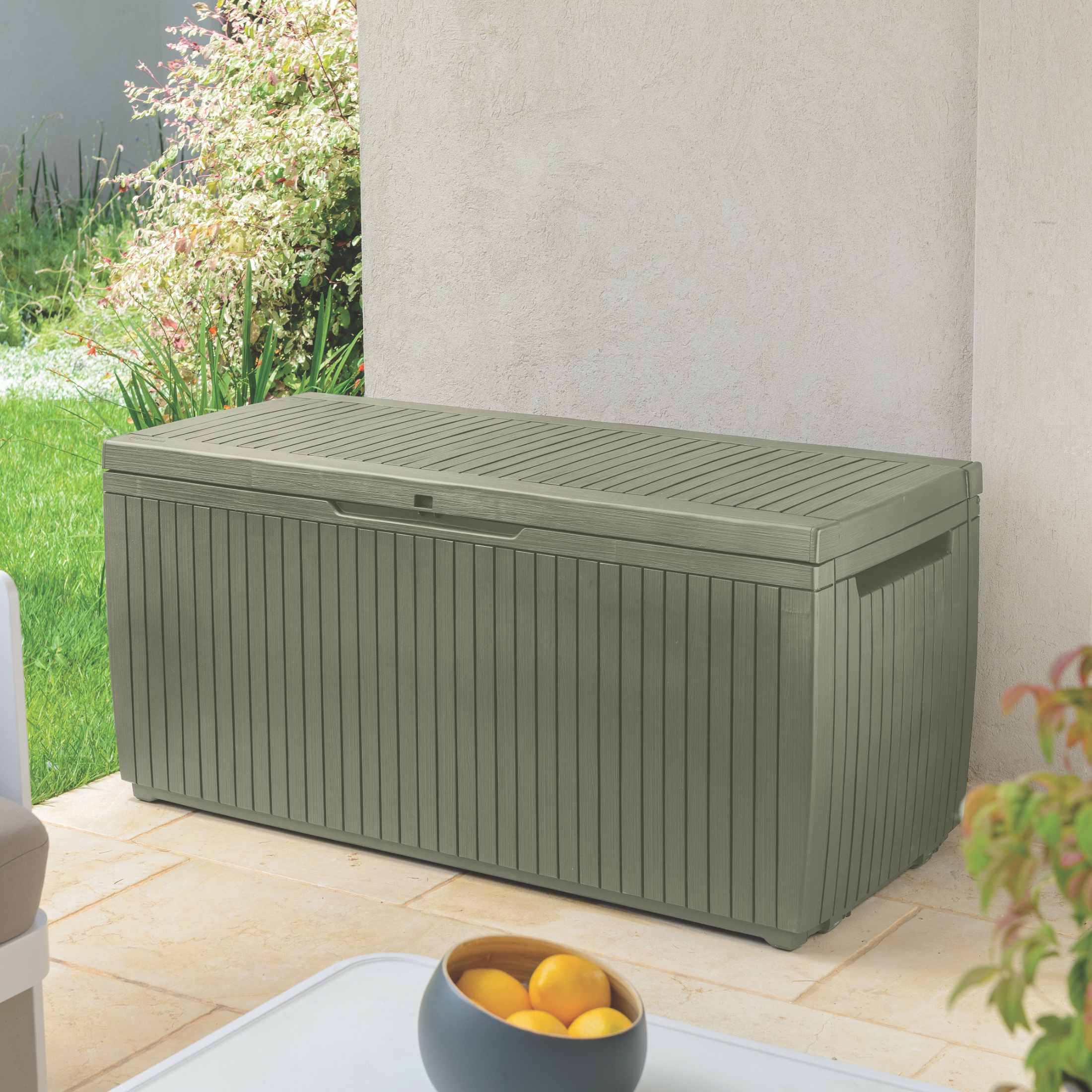 "Coral" multipurpose resin chest with wheels, 123x53.5 cm, 57h