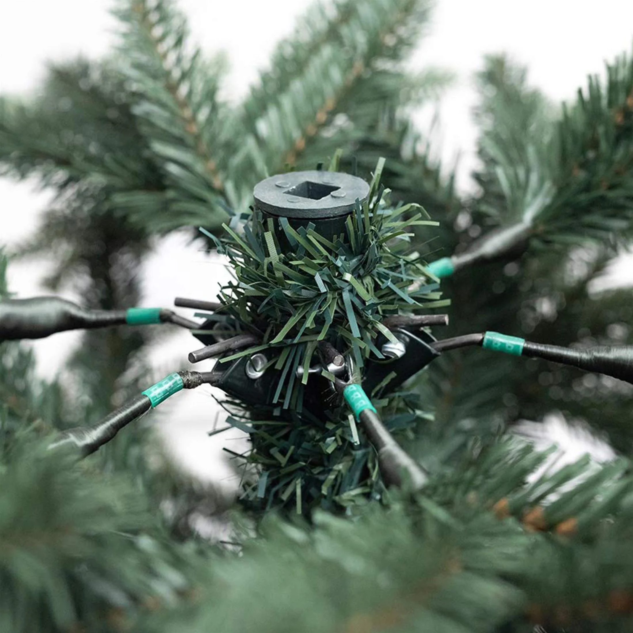 Slim "Kenny" Christmas tree in Real Touch effect PE + PVC of the highest quality