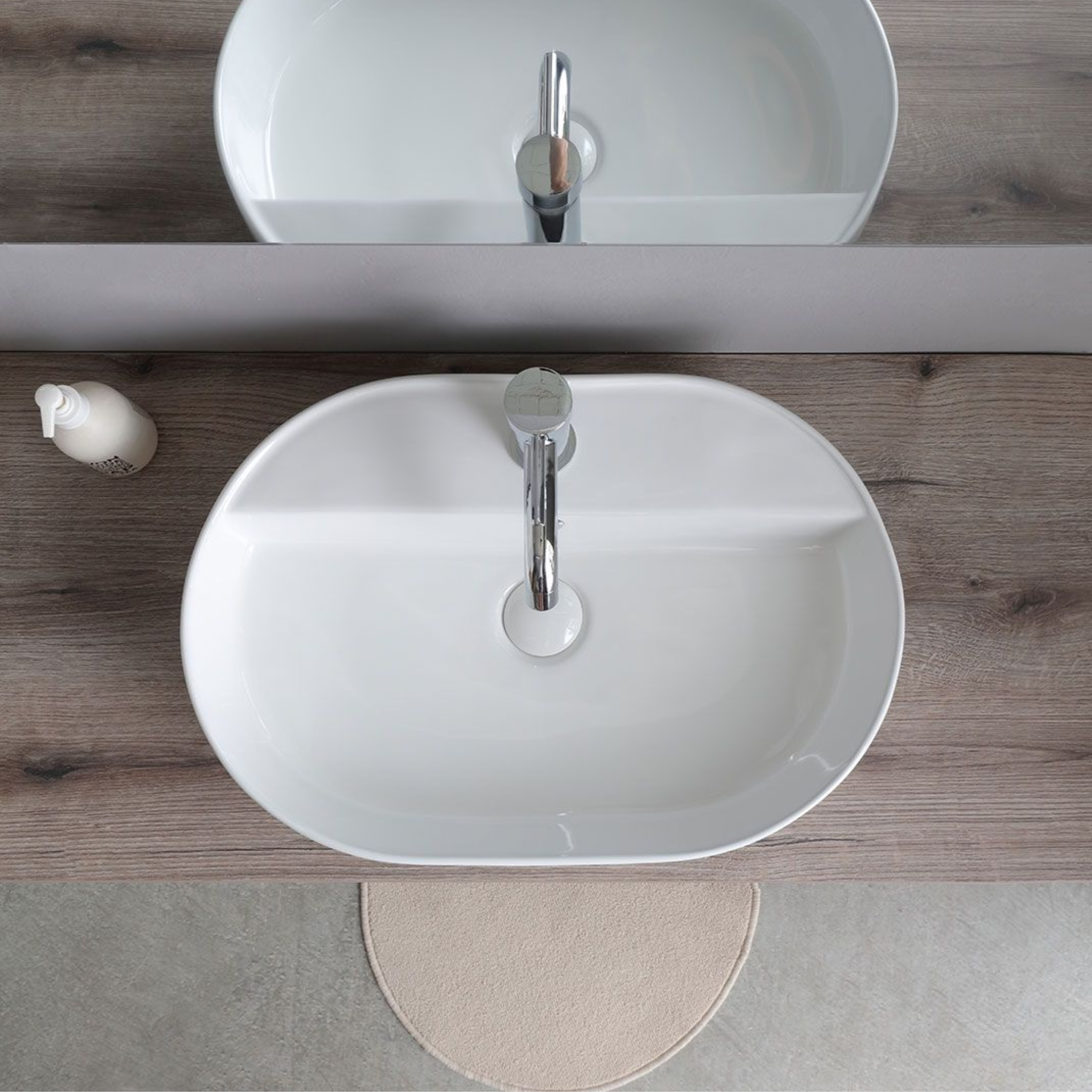 "Kos" 100cm wall-hung bathroom cabinet in fossil oak with oval white ceramic sink and rectangular mirror