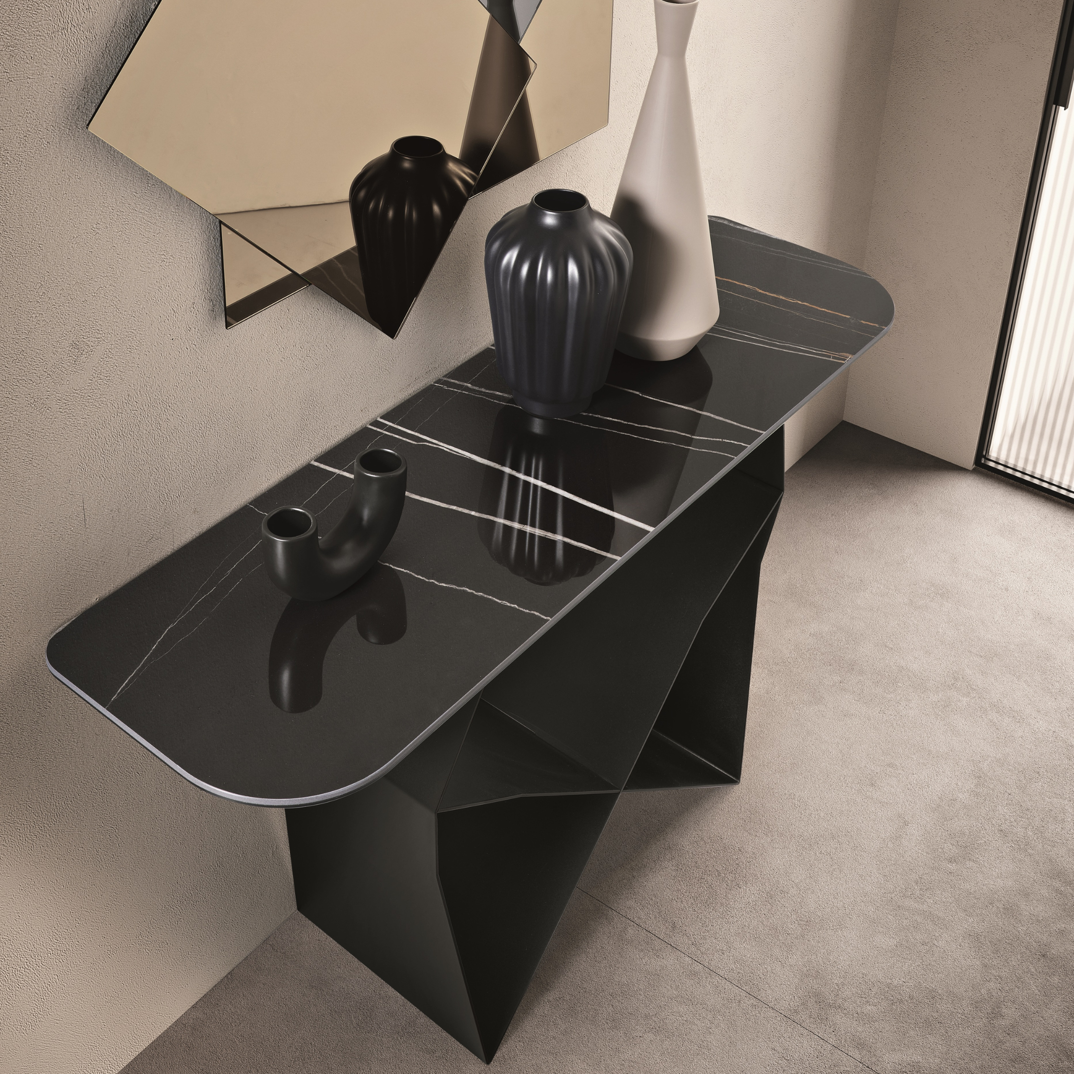 Mesa consola "Forma" con base de metal pintado, 140x40 cm, 76h