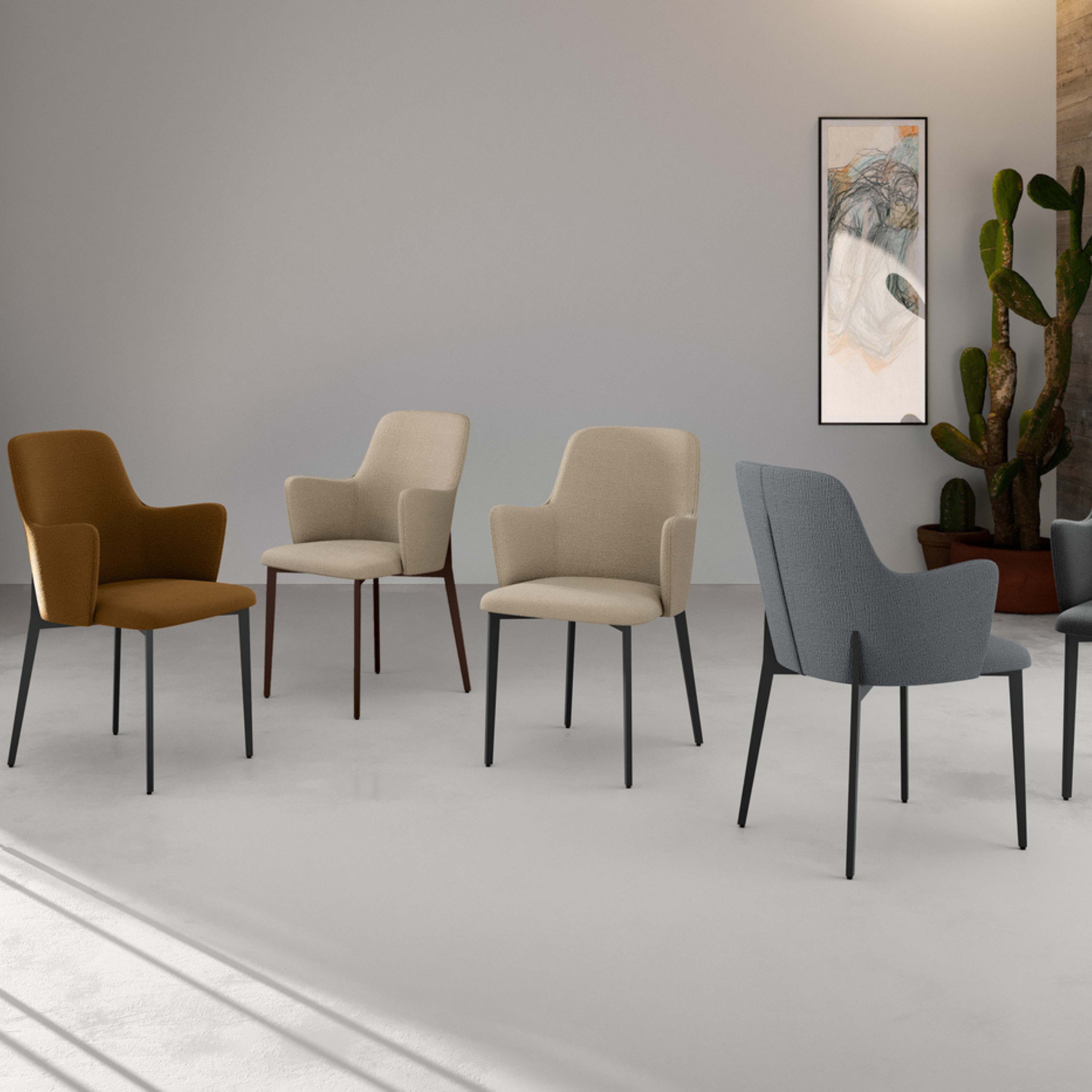 Set di 4 sedie in tessuto "Bloc" con braccioli e struttura in metallo verniciato nero