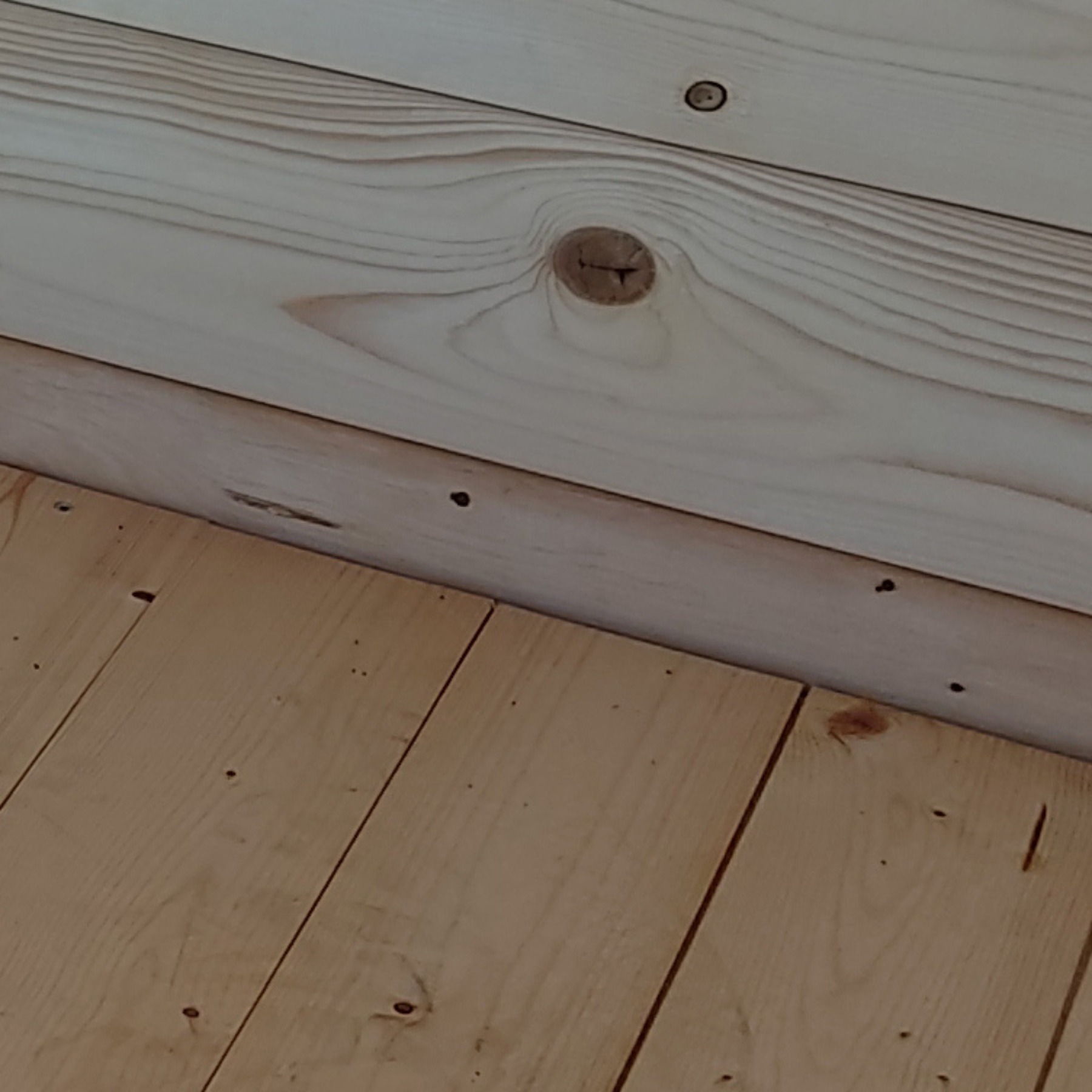 "Regis" garden house in rough fir, 200x200 cm, 200h