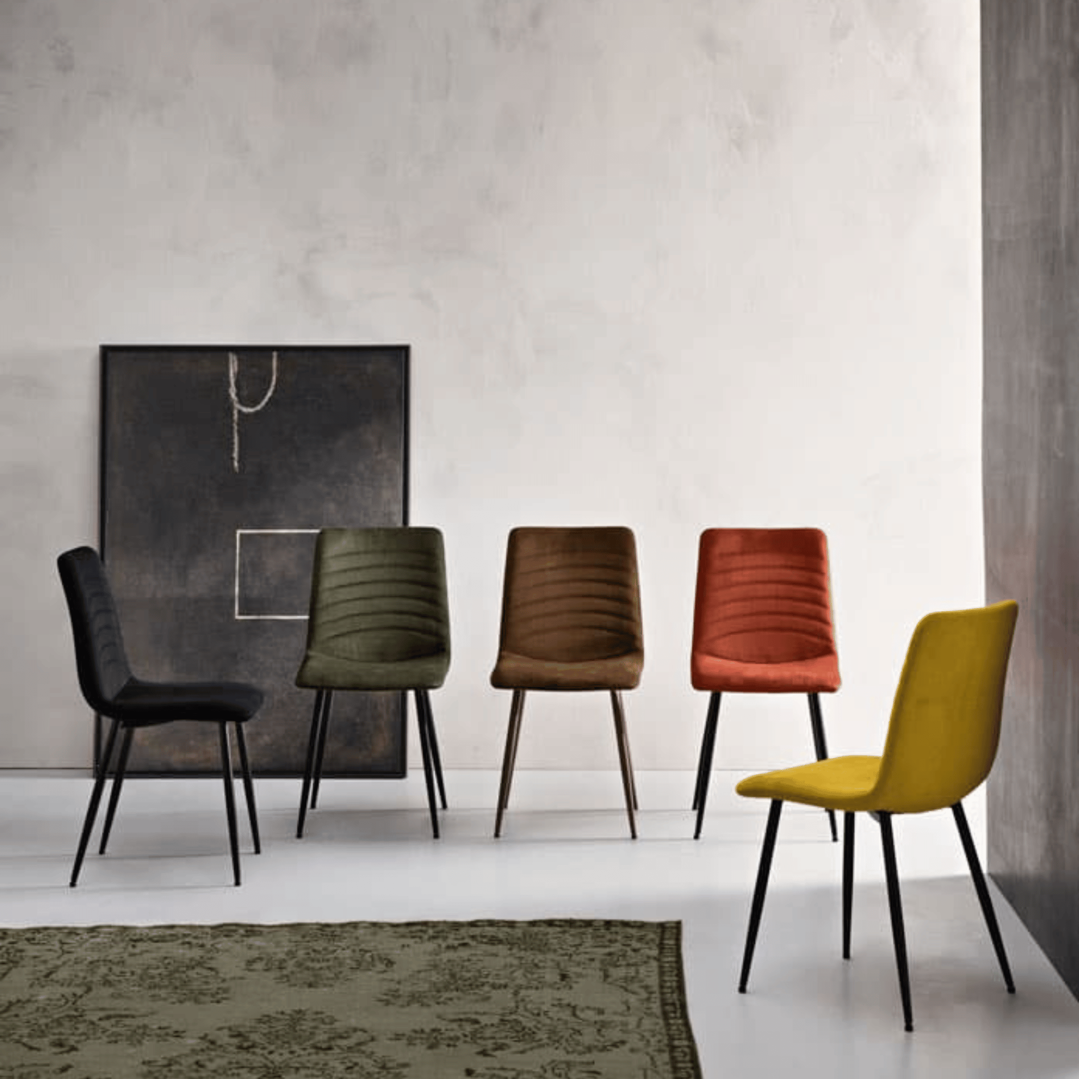 Set of "Leo" upholstered chairs in ribbed fabric for the living room, 45x54 cm, 87 cm high.