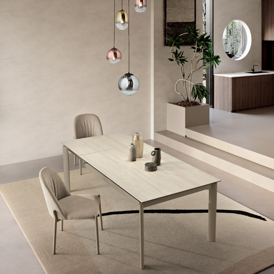Extendable "Strato" table with marble-effect porcelain stoneware top