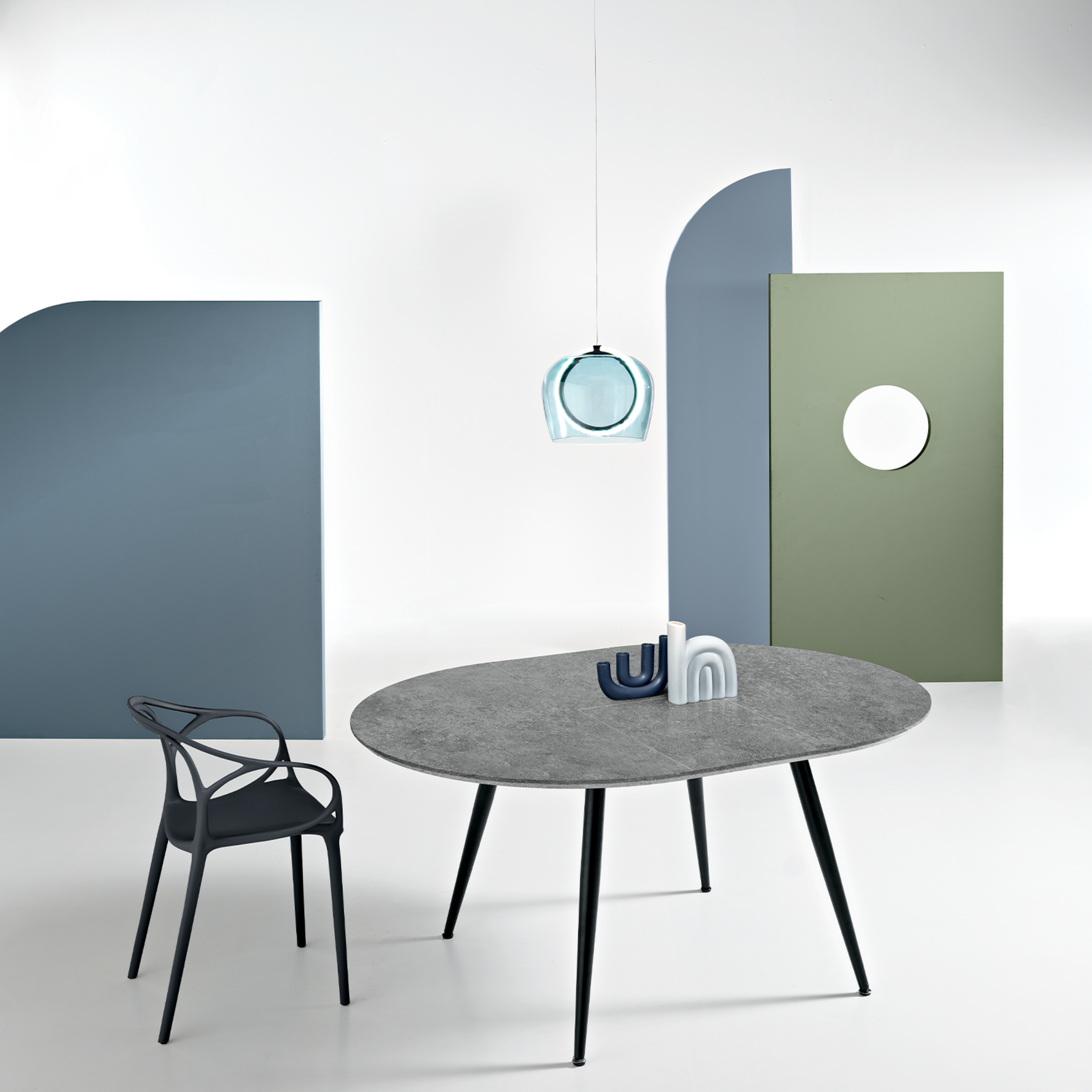 Extendable round wooden table "Vertigo" with central extension