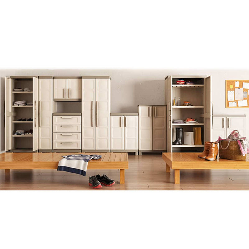 Armadio porta oggetti e scope a 2 ante con ripiani interni e piedini rialzati